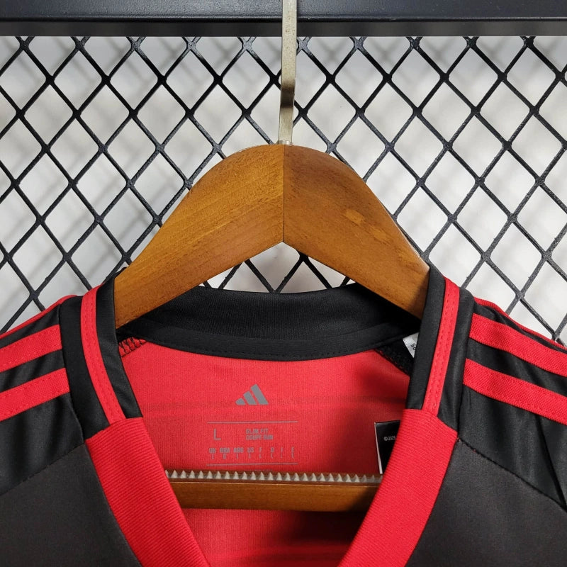 Camisa Feminina Oficial do CR Flamengo 25/26 - Baby Look