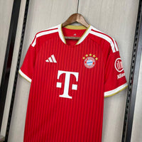 Camisa Oficial do Bayern de Munique l 26/27 - Torcedor