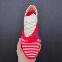 Chuteira Campo Nike Phantom GX 6 FG