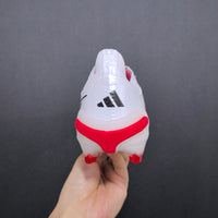 Chuteira Predator Elite Campo