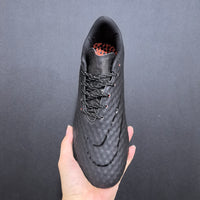 Chuteira Nike Phantom Gt2 Club Campo