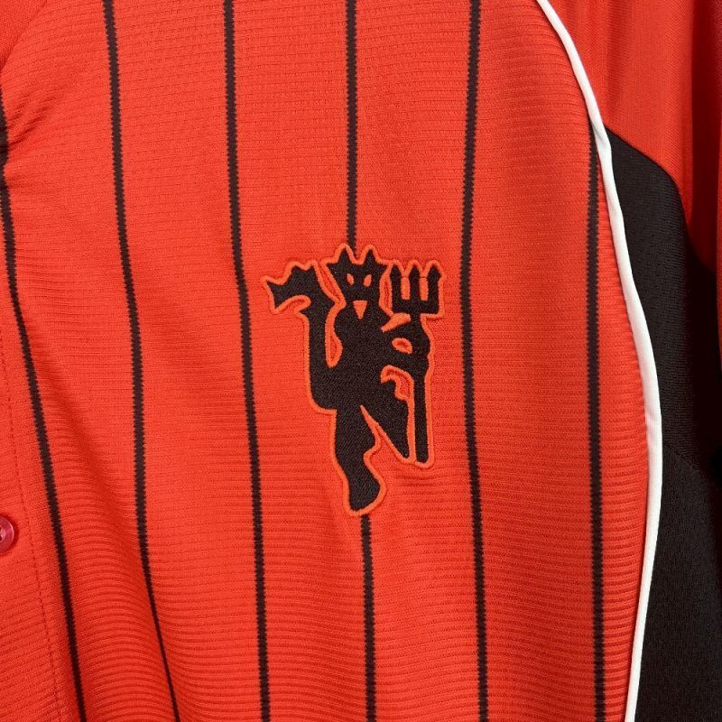 Camisa Oficial do Manchester United 25/26 - Us Pack Basebol