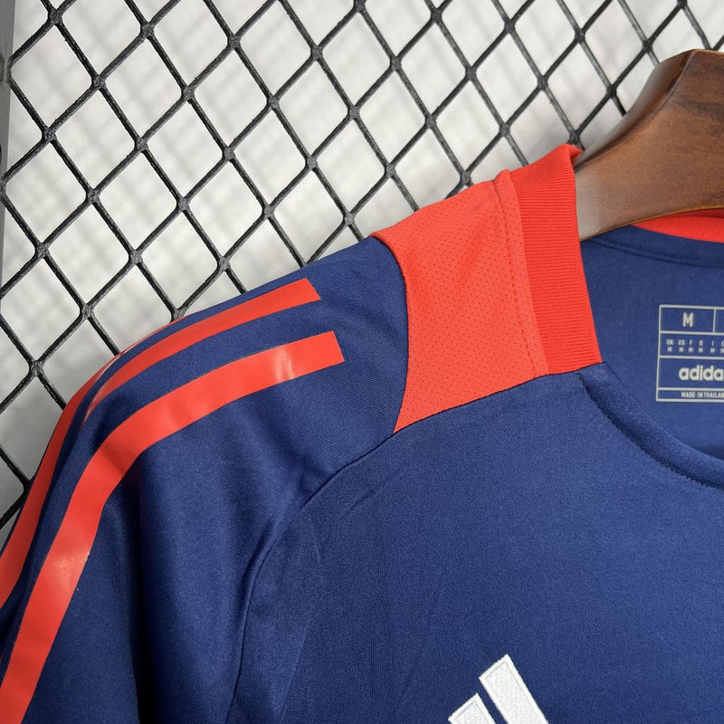 Camisa Oficial do Manchester United 24/25 Versão Torcedor - Pré Jogo