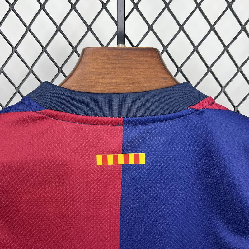 Conjunto Infantil Oficial do Barcelona 25/26 - Travis Scott
