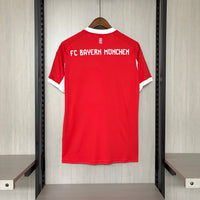 Camisa Oficial do Bayern de Munique 25/26 - Versão Torcedor