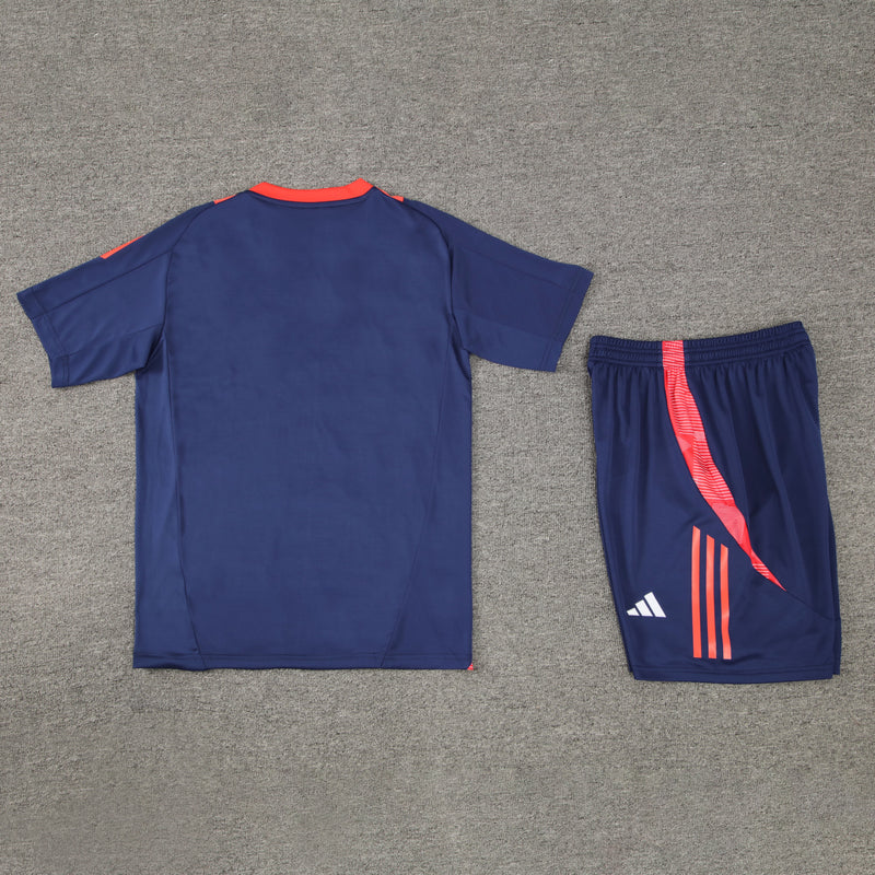 Kit Oficial do Manchester United 24/25 - Treino