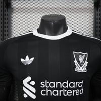 Camisa Oficial do Liverpool 25/26 Versão Jogador - Goleiro