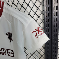 Conjunto Infantil Oficial do Manchester United 23/24 - Kids