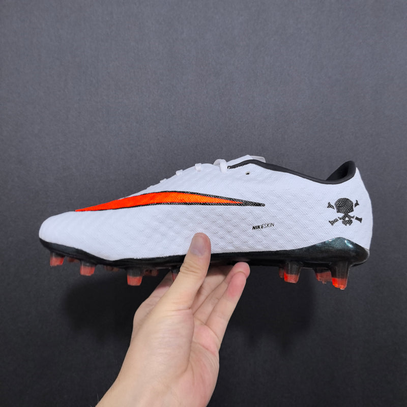 Chuteira Nike Hypervenom Phantom FG