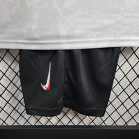 Conjunto Infantil Oficial do Liverpool 24/25 - Kids