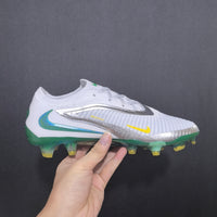 Chuteira Nike Campo Phantom GX Elite FG