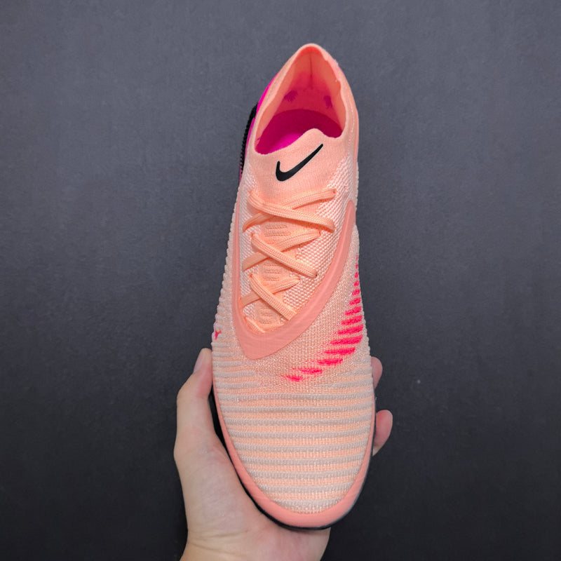 Chuteira Nike Phantom React GX II Pro Society