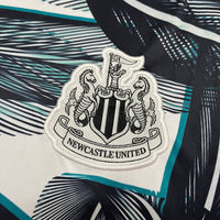 Camisa Oficial do Newcastle 24/25 - Versão Torcedor