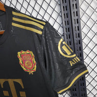 Camisa Oficial do Bayern de Munique 25/26 Versão Torcedor - 125 Aniversary