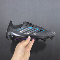Chuteira Adidas Predator Elite 26 FG
