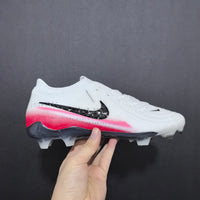 Chuteira Nike Phantom GX2 Elite Campo FG