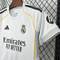 Conjunto Infantil Oficial do Real Madrid 25/26 - Kids
