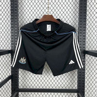Short Oficial do Newcastle 25/26