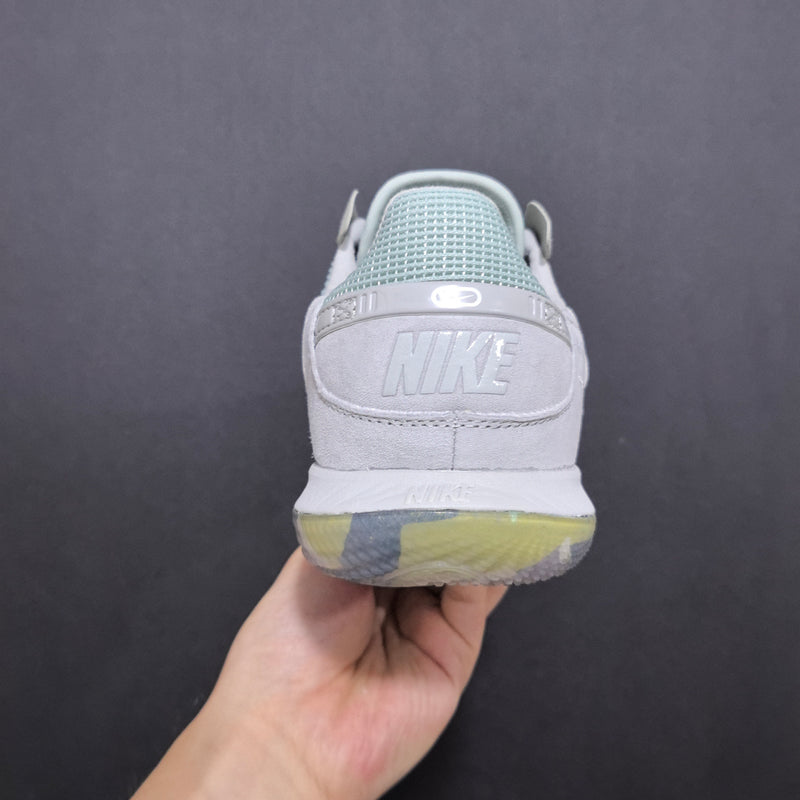 Chuteira Nike Street Gato Futsal IC