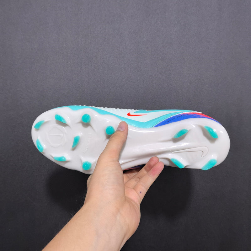 Chuteiras Nike Phantom 6 Low Academy FG/MG