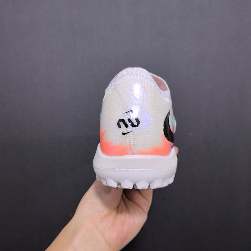 Chuteira Nike Phantom ReactX 6 ProSociety TF