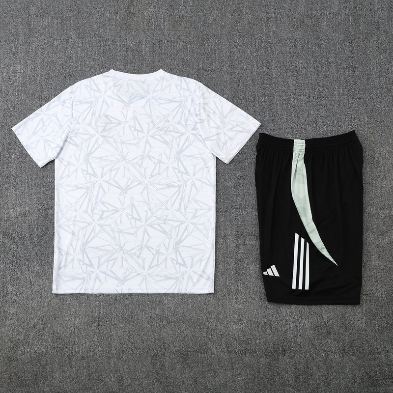 Kit Oficial do Real Madrid 25/26 - Treino