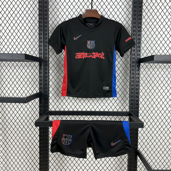 Conjunto Infantil Oficial do Barcelona 25/26 - Travis Scott