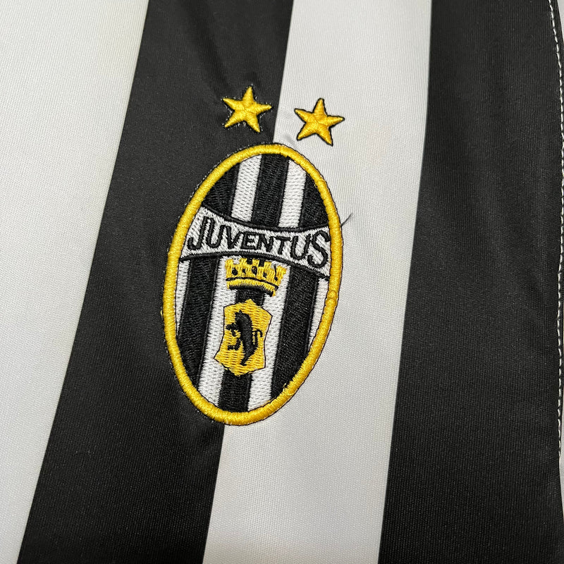 Camisa Retrô da Juventus 2003/2004 - Versão Retrô
