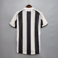 Camisa Retrô do Newcastle 2005/2006