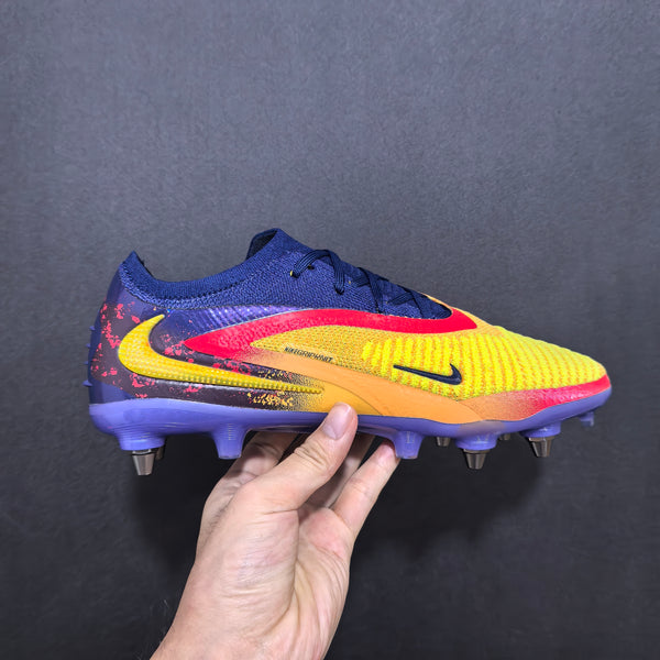 Chuteira Nike Phantom 6 GX Elite Gripknit