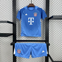 Conjunto Infantil Oficial do Bayern de Munique 25/26 - Goleiro
