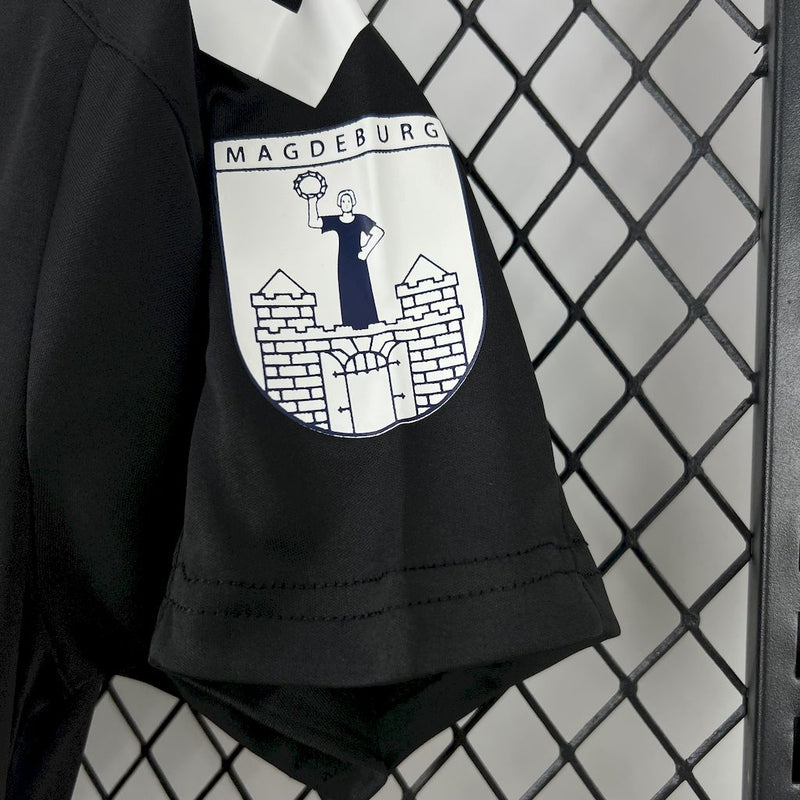 Camisa Oficial FC Magdeburg 25/26 - Versão Torcedor