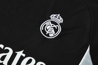 Kit Oficial do Real Madrid 25/26 - Treino