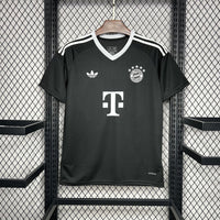 Camisa Oficial do Bayern de Munique 24/25 Versão Torcedor - Treino