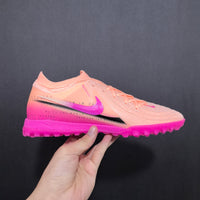 Chuteira Nike React Phantom GX 2 Elite Society