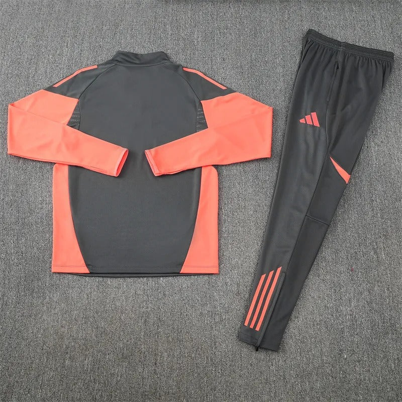 Conjunto Oficial do Bayern de Munique 25/26 - Treino