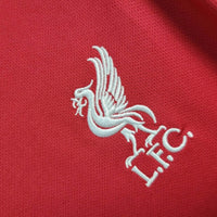 Camisa Feminina Oficial do Liverpool 25/26 - Baby Look