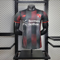 Camisa Oficial do Bayern Leverkusen 25/26 - Versão Jogador