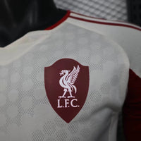 Camisa Oficial do Liverpool 25/26 - Manga Longa
