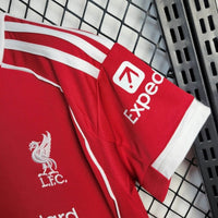 Camisa Feminina Oficial do Liverpool 25/26 - Baby Look