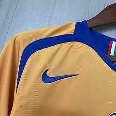 Camisa Retrô da Juventus 2005/2006 - Versão Retrô