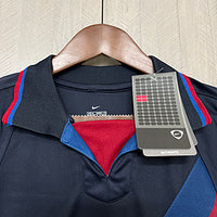Camisa Retrô do Barcelona 2002/2003 - Versão Retrõ